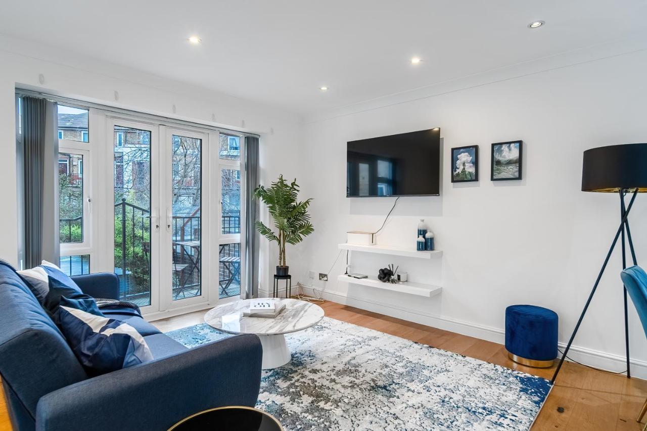 Chic 3 Bed Apartment Near London Bridge With Balcony 외부 사진