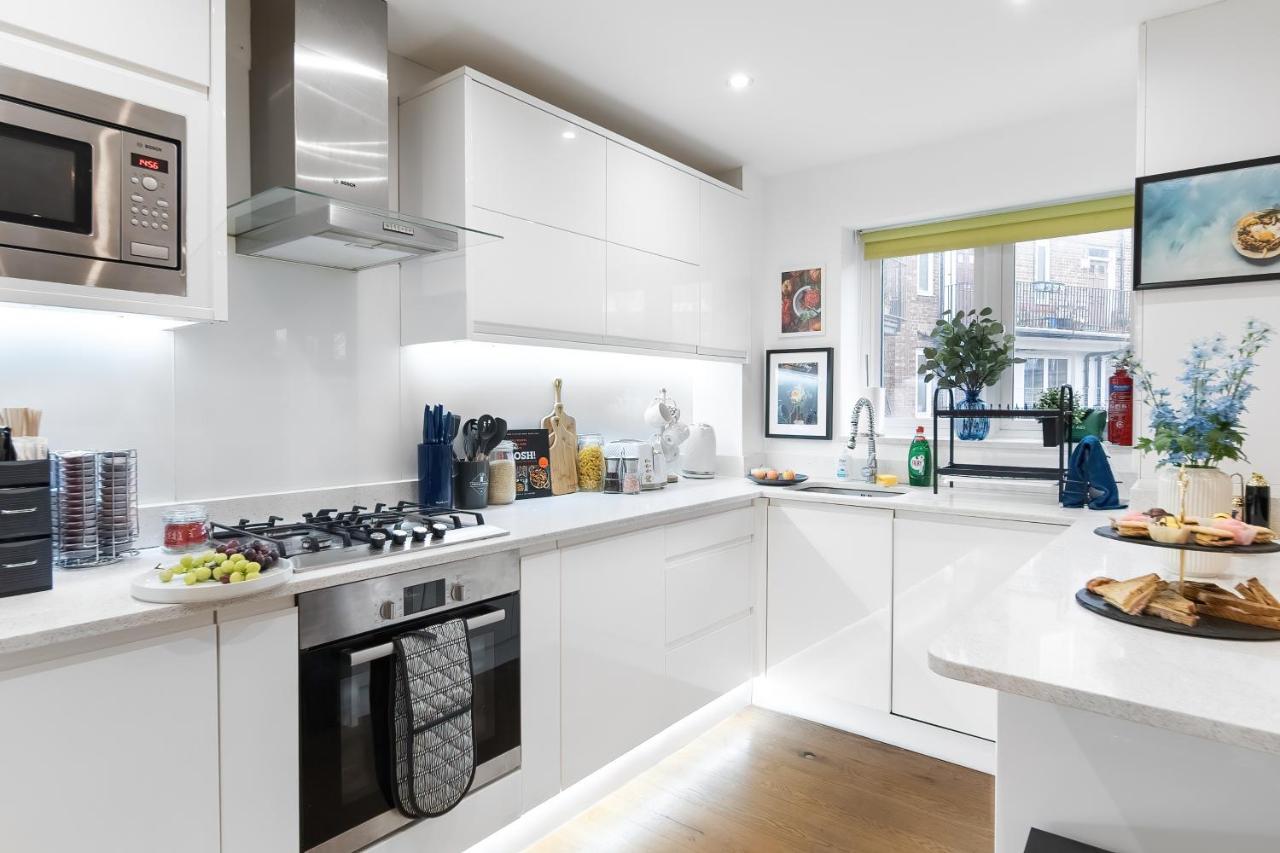Chic 3 Bed Apartment Near London Bridge With Balcony 외부 사진
